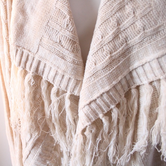 NWOT Small OhMG! Tan Fringe Cardigan - Picture 3 of 4